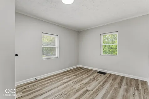 5547 W Southport Road Indianapolis IN 46221