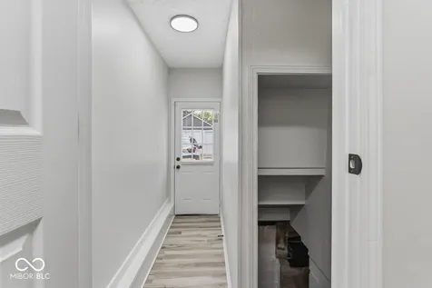 5547 W Southport Road Indianapolis IN 46221