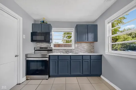 5939 E 24th Street Indianapolis IN 46218