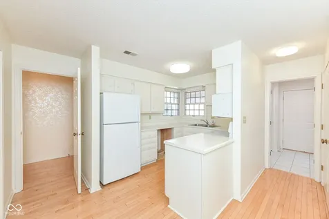 5225 Whisperwood Lane Indianapolis IN 46226