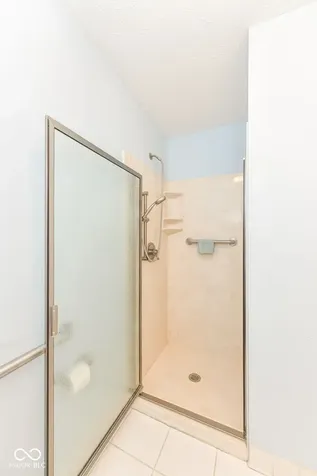 5225 Whisperwood Lane Indianapolis IN 46226