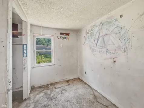 3317 S Lyons Avenue Indianapolis IN 46221
