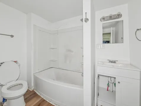3317 S Lyons Avenue Indianapolis IN 46221