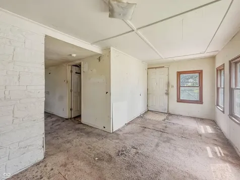 3317 S Lyons Avenue Indianapolis IN 46221