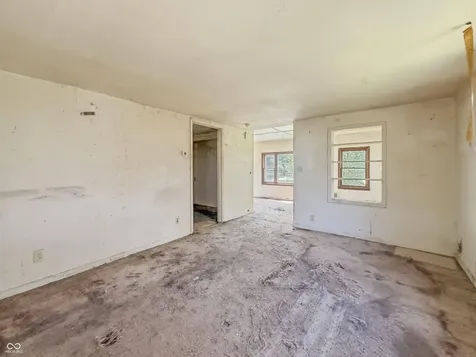 3317 S Lyons Avenue Indianapolis IN 46221