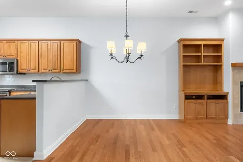 5029 Anna Maria Drive Columbus IN 47203