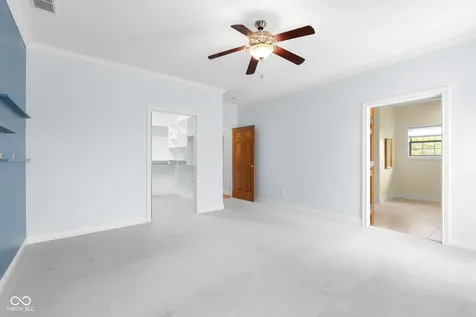 5029 Anna Maria Drive Columbus IN 47203