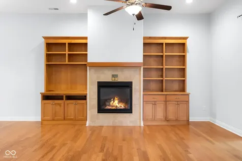 5029 Anna Maria Drive Columbus IN 47203