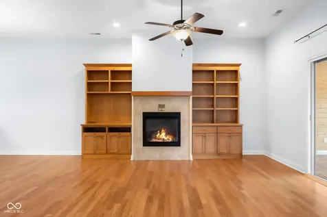 5029 Anna Maria Drive Columbus IN 47203