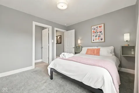 1526 S East Street Indianapolis IN 46225