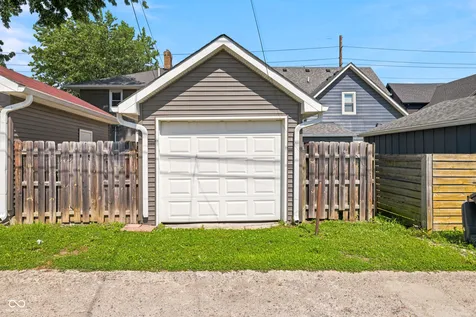 1526 S East Street Indianapolis IN 46225