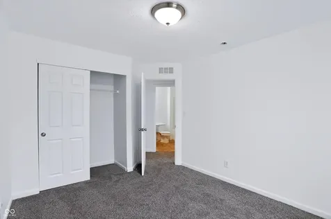 4818 Ladywood Bluff Indianapolis IN 46226