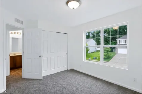 4818 Ladywood Bluff Indianapolis IN 46226