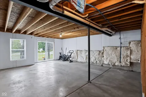 4818 Ladywood Bluff Indianapolis IN 46226
