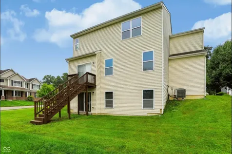 4818 Ladywood Bluff Indianapolis IN 46226