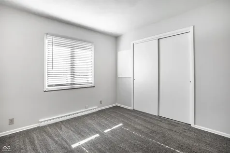 307 W Roosevelt Drive Greenfield IN 46140