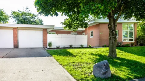307 W Roosevelt Drive Greenfield IN 46140