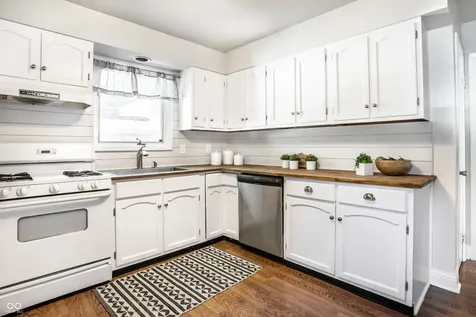 307 W Roosevelt Drive Greenfield IN 46140