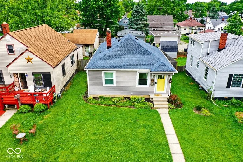 306 N 16th Avenue Beech Grove IN 46107
