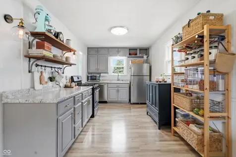 306 N 16th Avenue Beech Grove IN 46107