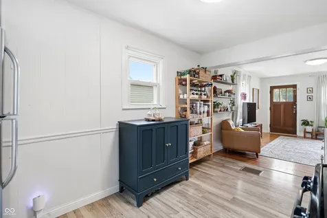 306 N 16th Avenue Beech Grove IN 46107