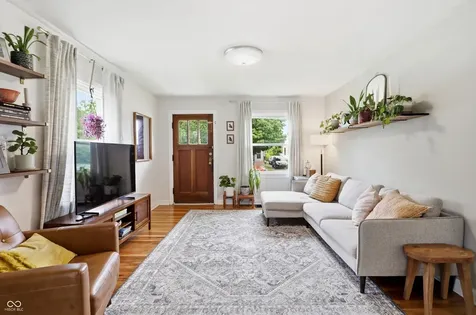 306 N 16th Avenue Beech Grove IN 46107