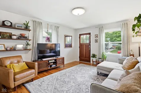 306 N 16th Avenue Beech Grove IN 46107