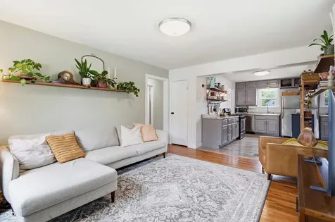 306 N 16th Avenue Beech Grove IN 46107