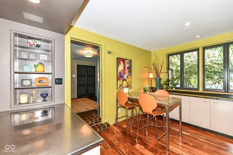 5250 E 56th Street Indianapolis IN 46226
