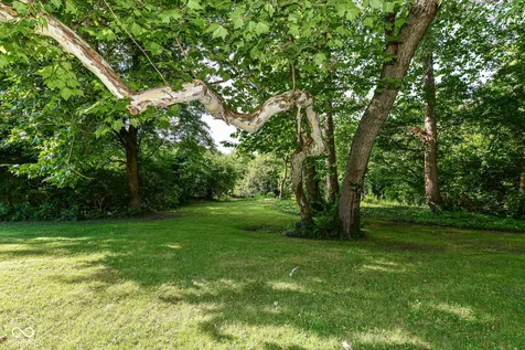 5250 E 56th Street Indianapolis IN 46226