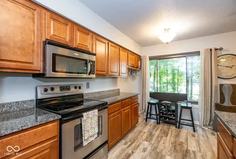 106 Knoll Court Noblesville IN 46062