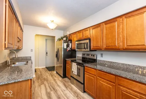 106 Knoll Court Noblesville IN 46062