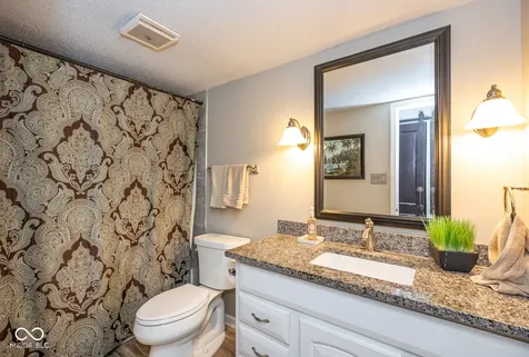 106 Knoll Court Noblesville IN 46062