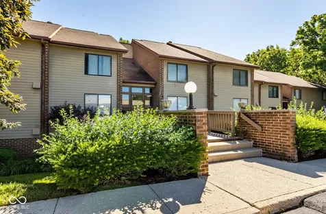 106 Knoll Court Noblesville IN 46062