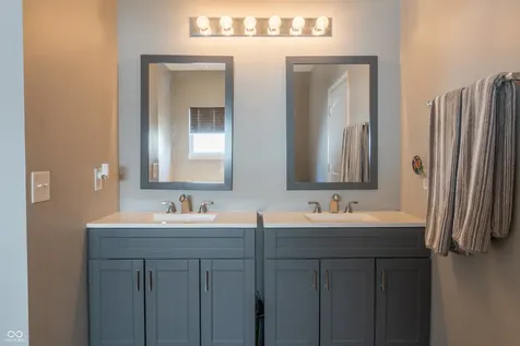 14461 Brook Meadow Drive Mccordsville IN 46055