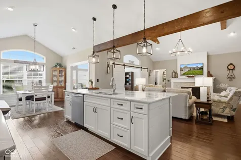 1731 Leisure Way Greenfield IN 46140