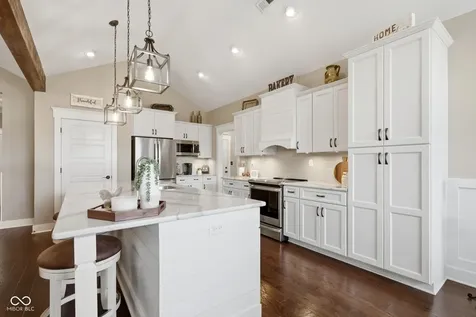 1731 Leisure Way Greenfield IN 46140