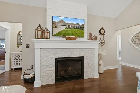 1731 Leisure Way Greenfield IN 46140