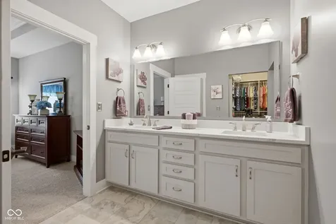 1731 Leisure Way Greenfield IN 46140