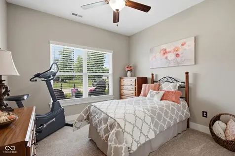 1731 Leisure Way Greenfield IN 46140