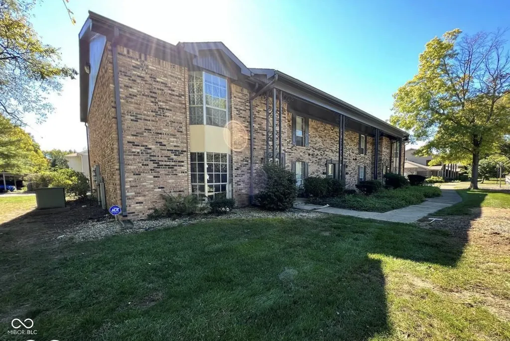 4319 E 56th Street Indianapolis IN 46220