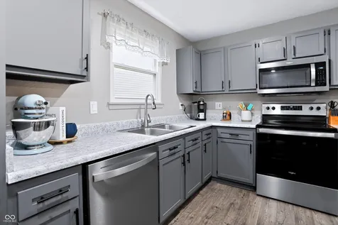 5436 Milhouse Road Indianapolis IN 46221
