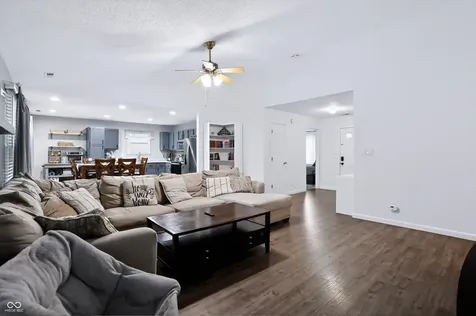 5436 Milhouse Road Indianapolis IN 46221