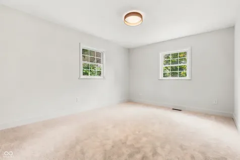 5225 Leone Place Indianapolis IN 46226