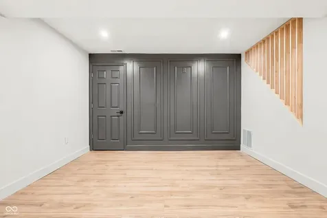 5225 Leone Place Indianapolis IN 46226