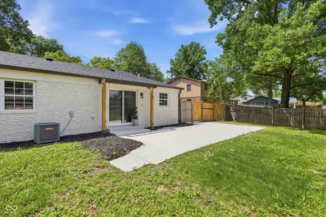 5225 Leone Place Indianapolis IN 46226