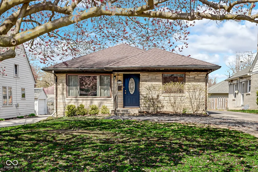1420 Kessler Boulevard East Drive Indianapolis IN 46220