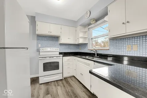 1420 Kessler Boulevard East Drive Indianapolis IN 46220