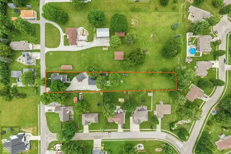 426 W Michigan Street Clayton IN 46118