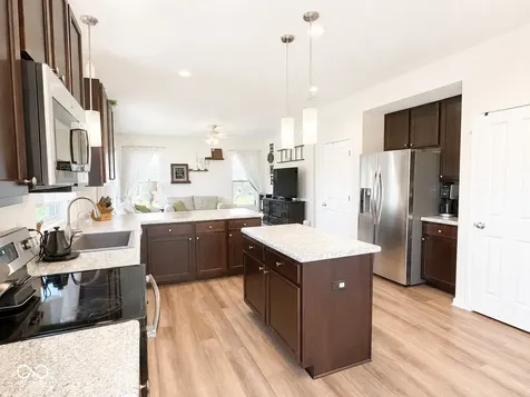 30 Mandon Court Cicero IN 46034